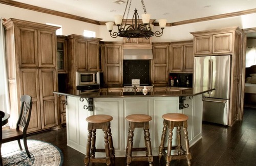 Ardmore House | Lakefront Getaway: Tuscan on 16 Acres with Pool & Spa