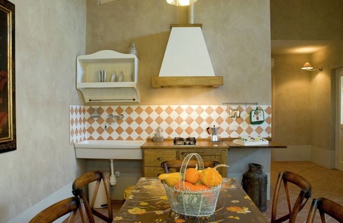Braccagni House | Discover Belvilla by OYO Bozzone Arancio: Family-Friendly Retreat