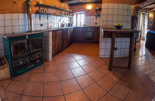 Castiglione di Garfagnana Villa | Discover a Tuscan Villa with Private Pool and Ocean Views