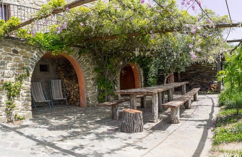 Castiglione di Garfagnana Villa | Discover a Tuscan Villa with Private Pool and Ocean Views