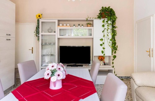 Pistoia Apartment | Cozy Tuscany House - A casa di Vale with Ocean Views