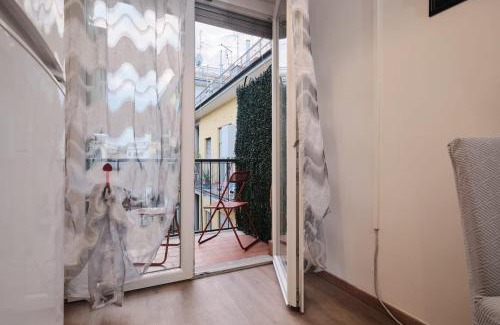 Cinecitta Apartment | Tuscolana White Apartment
