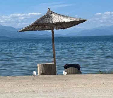 Tushemisht Apartment | Stunning Tushemisht Lake View Studio with Oceanfront Access