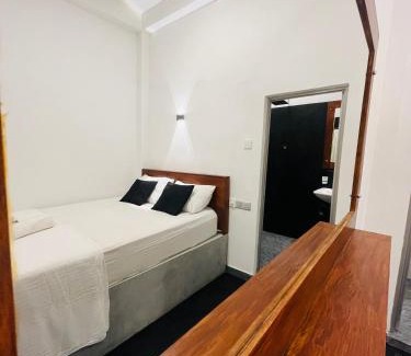Udawalawa Bed & Breakfast | Tusker Rest