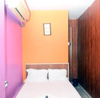 Kolkata House | Accessible Comfort at Tusthi Banquets with Great Reviews