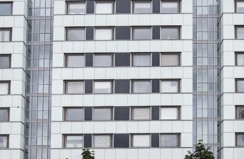 Turku Apartment | Convenient Tuure’s Studio Steps from Art Museum & More