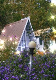 Da Lat Ski Chalet | Oceanfront Tuyết Hoa Hòn Bồ Homestay with Spa Retreat