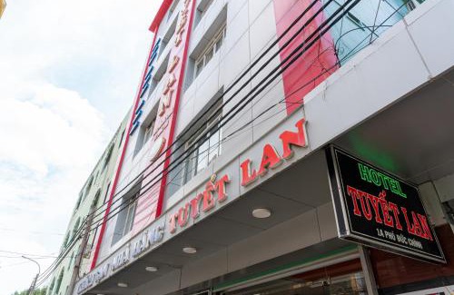 Thang Tam Hotel | Discover Tuyet Lan Hotel Vung Tau: Guest Rated 7.8/10