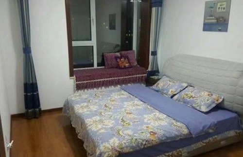 Daxing Apartment | Family-Friendly Tuzhongjia Apartment with Kitchen Access