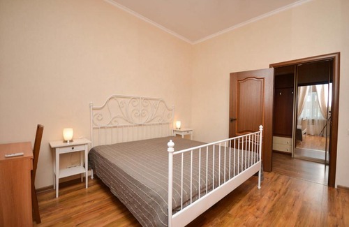Central Administrative Okrug Apartment | Top-Rated Tverskaya House 15: Pet-Friendly & Accessible