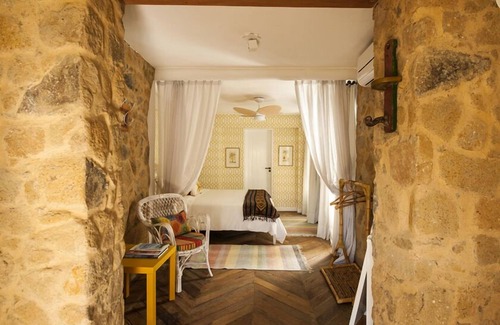 Praia Grande Hotel | Exclusive TW Guaimbê Suites: Ocean Views & Spa Retreat