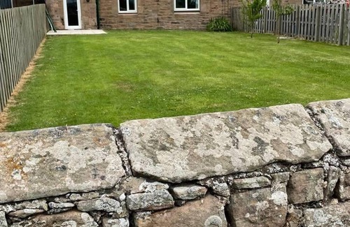 Berwick-upon-Tweed Cottage | Perfect Retreat at Tweed Cottage 4 Fenton Hill - Pet Friendly