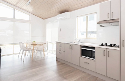 Merimbula Other | Relax at Tween Waters Merimbula with Pool & Breakfast