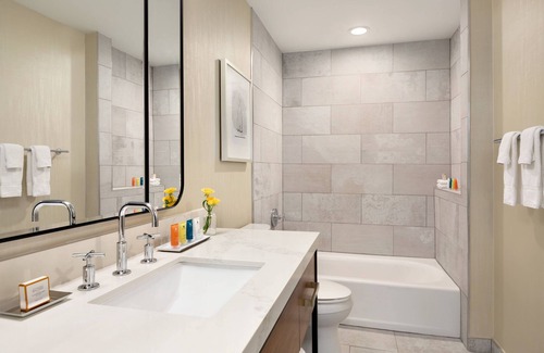 Atlantic Station Area Hotel | Experience Twelve Midtown: Eco-Friendly 4-Star Retreat
