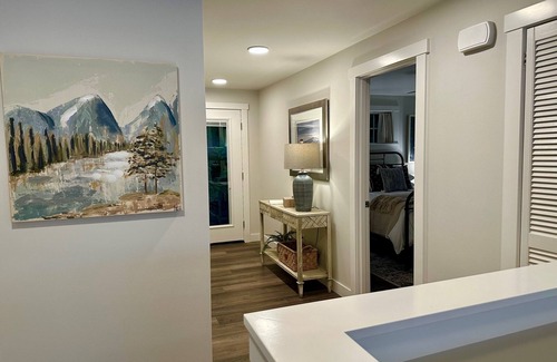 Sudden Valley House | Steps from the Beach: Waterfront Retreat with Pool & Spa