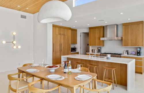 Indian Canyon Villa | Twilight Fairway at ACME House Company