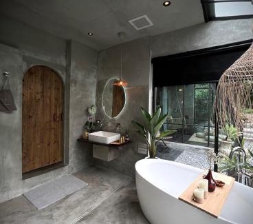 Ruifang Bed & Breakfast | Inviting Twilight Forest: Family-Friendly with Hot Tub