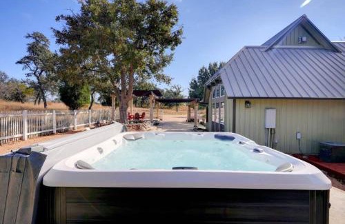 Fredericksburg House | Pet-Friendly Twilight Ranch with Hot Tub & Exceptional Reviews