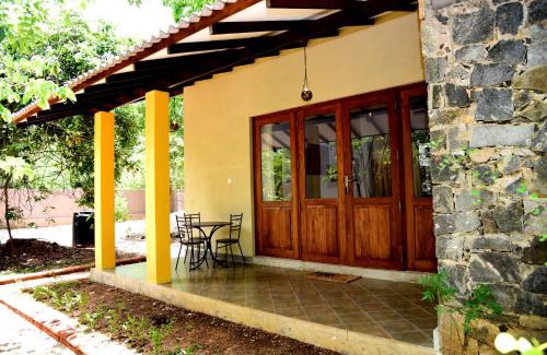 Anuradhapura Ski Chalet | Relaxing Stay at Twin Blocks Nature Resort with Breakfast
