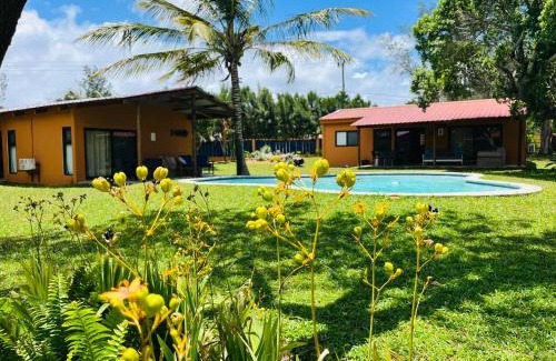 Lopes House | Pet-Friendly Twin House #1 with Pool & High Guest Rating