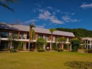 Ko Lanta Hotel | Twin Lotus Resort and Spa - Relaxing Adult-Only Retreat