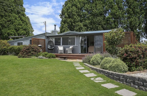 Fitzroy Falls Cottage | Cozy Twin Oaks Cottage - Fitzroy Falls with Ocean Views