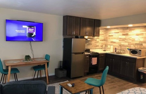 Syracuse Apartment | Cozy Twin Oaks Extended Stay Studio with Kitchen Amenities