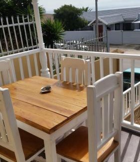 Mossel Bay House | Top-Rated Twin Palms Accommodations with Family-Friendly Perks