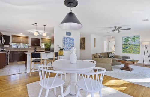 Gulf Hills House | Ideal Twin Palms Retreat Near Beach with Hot Tub & Game Room