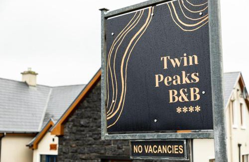 Doolin House | Discover Twin Peaks B&B - 4-Star Stay with Dining Options
