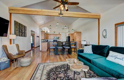 Boise House | Discover Twin Pines Cabin: Pet Friendly with Breathtaking Views