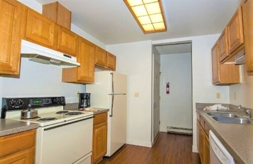 Fraser Condo | Explore Twin Rivers Condominiums with Spa and Hot Tub