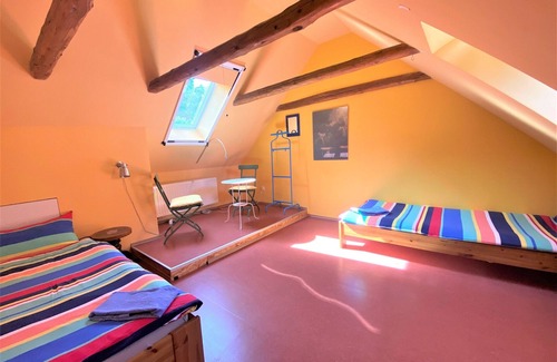 Amt Neuhaus Bed & Breakfast | Cozy Twin Room with Woodland View and Breakfast Included