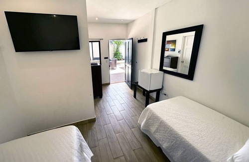 Tamarindo Hotel | Cozy Twin Room for 2 with Breakfast and Ocean View