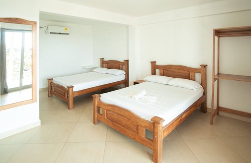 Sucre Hotel | Poolside Twin Superior Room Steps from the Beach