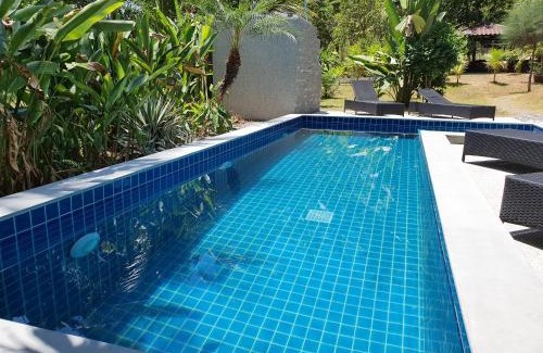 Wok Tum Apartment | Relax at Twin Villas Apartment with Pool and Ocean View