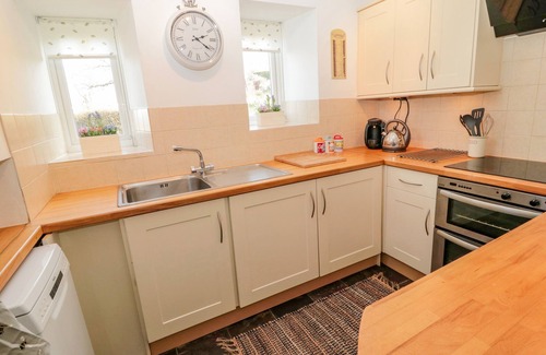Wooler Cottage | Cozy TWINCOTE: Romantic Retreat with Open Fire in Wooler