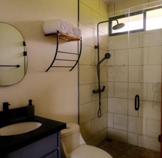 Vieja House | Twins of Paradise Getaway Casa A