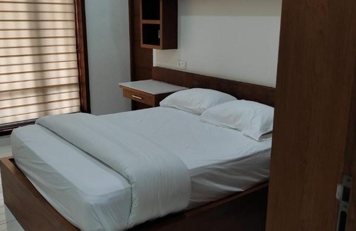 Kochi Apartment | Child-Friendly Stay at Twinz Gather - Rated 9/10 by Guests
