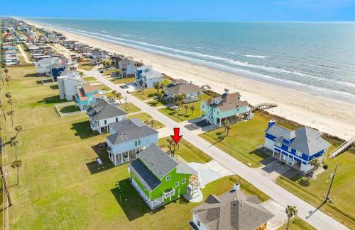 Indian Beach House | Experience Oceanfront Bliss at Twist of Lime Hotel
