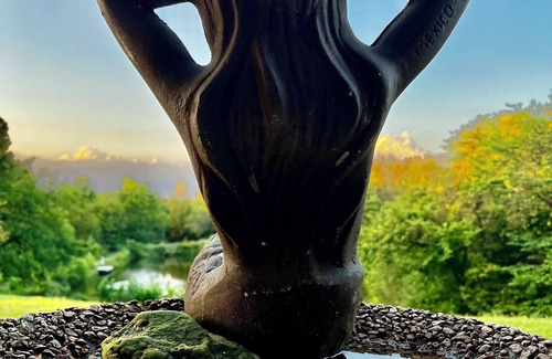 Makanda Cottage | Twisted Sisters Retreat nCozy cottage surrounded by hiking, wineries, peaceful !