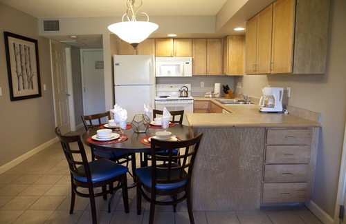 Lake Geneva Villa | Perfect Two Bedroom Villa at Lake Geneva's GRAND Resort
