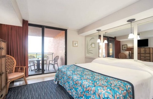 Indian Harbour Beach Resort | Oceanfront Two Bedroom Condo in Indian Harbour Beach
