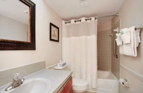 Indian Harbour Beach Resort | Oceanfront Two Bedroom Condo with Pool & Spa in Indian Harbour