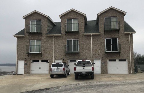 Grafton Condo | Stunning Condo with River Views, Pool & 9.8 Guest Rating