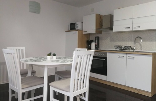 Catrnja Apartment | Exceptional Two-Bedroom Apartment with Air Conditioning