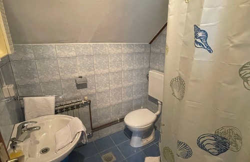 Catrnja Apartment | Two Bedroom Apartment with Terrace in Smoljanac, Plitvice