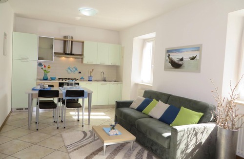 Riva del Garda Apartment | Delightful Two-Bedroom Apartment with Garden View Balcony