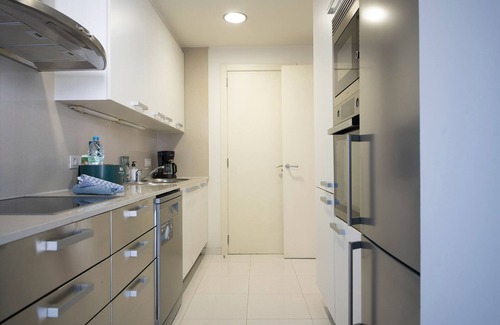 Diagonal Mar i el Front Maritim del Poblenou Apartment | Elegant Two-Bedroom Apartment with Pool and Terrace