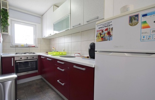 Rasopasno Apartment | Modern Two-Bedroom Apartment with Balcony in Rasopasno